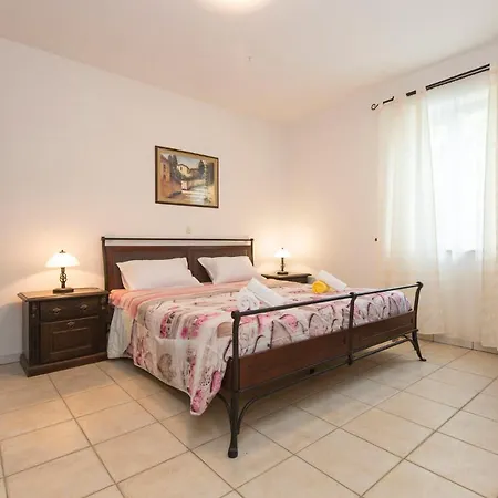Prázdninový dům House Paolo 2264 *